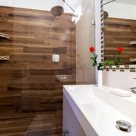 Aqualiget-apartmanhaz E-car Plug-in Point * Segedín